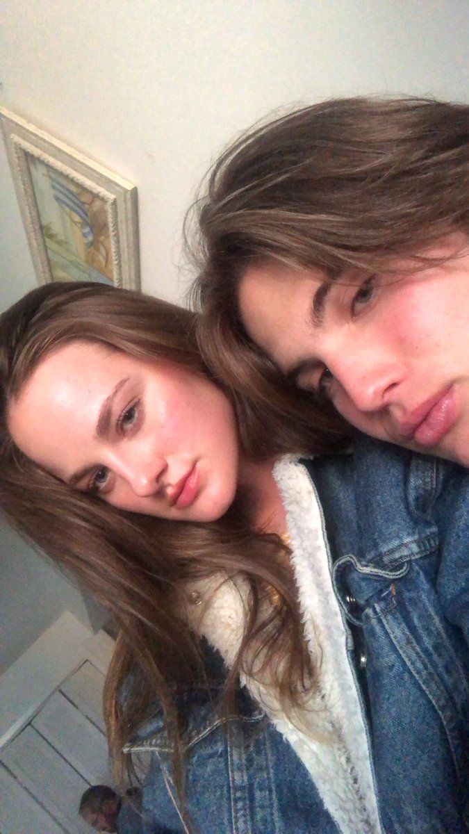 Lstew_2000's tweet photo. My woman https://t.co/CrcGtrnwPb