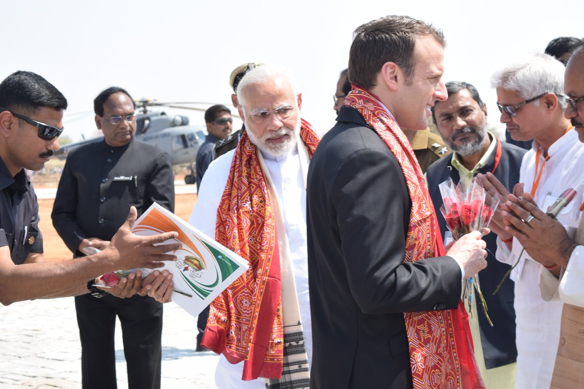 IpsAshish's tweet photo. @smartepolice concept booklet in hands of Hon'ble PM @narendramodi.
Proud moment for @nnishantsigra @mirzapurpolice @uppolice ! Lets change India for better!
Information technology + Indian Talent = India Tomorrow.
Vande Matram! 
@upcoprahul @IPS_Association @PMOIndia @rsprasad https://t.co/5TIcvVBown