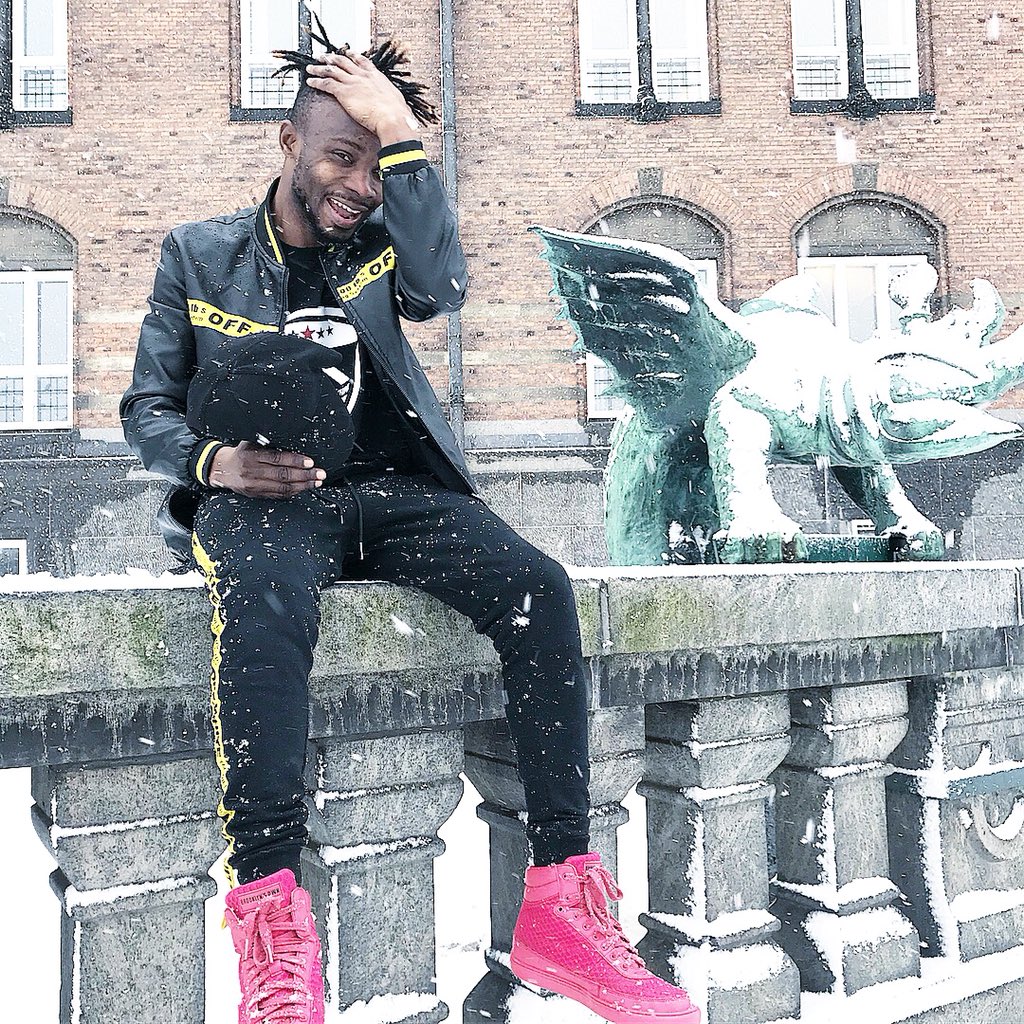 bina_michael's tweet photo. Bro, don't think too much about the past or where you are, because I believe you are destined to be great. On your birthday, I hope you reflect and understand that you are at a turning point in your life. Happy Birthday to u king @DXDMUSIC #opopororo1 #invasionmusique #tooeasy https://t.co/9J4tqwr7uK