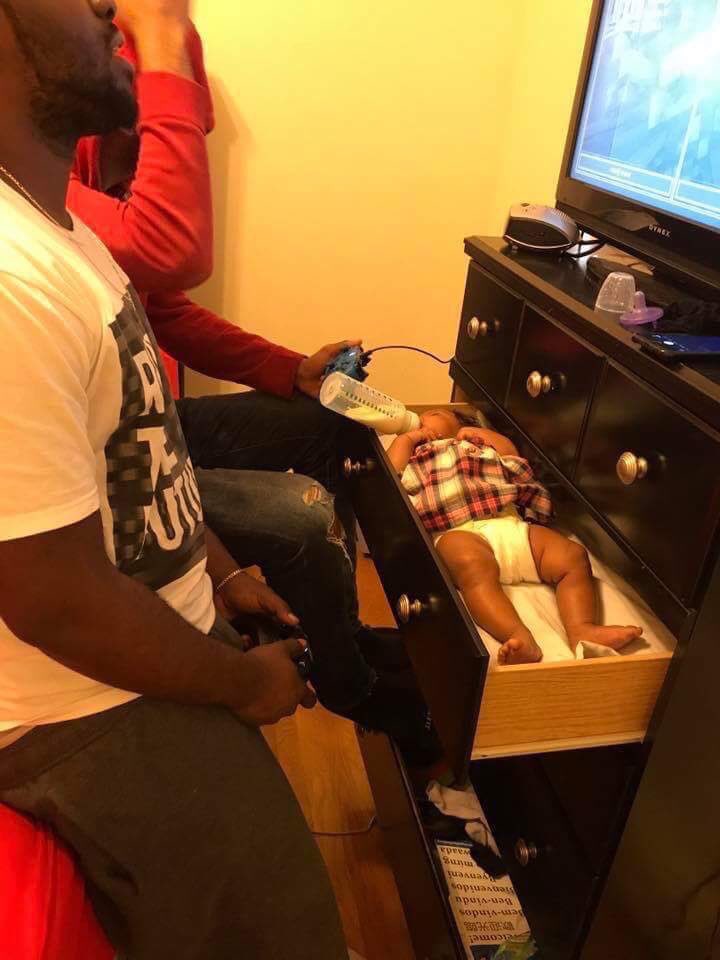 zackfox's tweet photo. Travis Scott on twitch rn https://t.co/Gau0U2uPL8