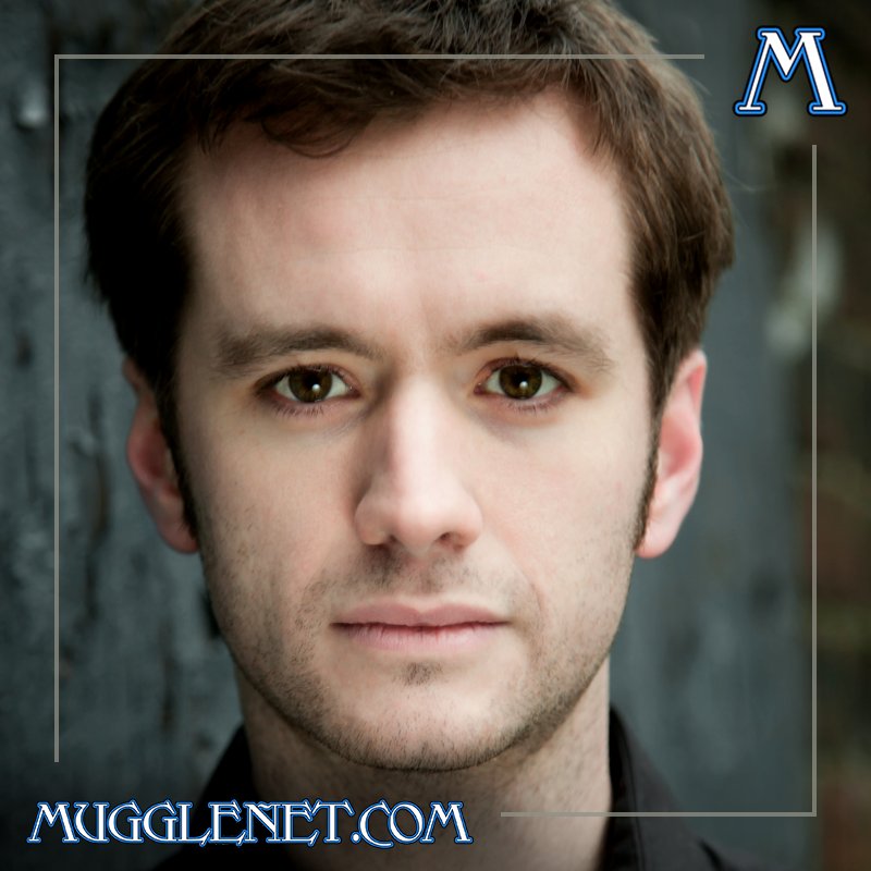 Happy birthday to the lovely Sean Biggerstaff ( who played Oliver Wood in the Harry Potter movies! 