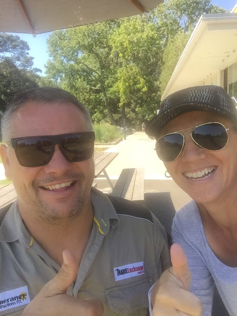 Take 299! Gavin and Aroha having a
TradieExchange strategy meeting... aka taking a selfie and saying g'day!

 #Tradies #Builders #Trade Mentor