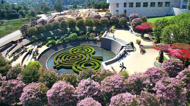 GoParkway's tweet photo. Take a stroll around these local botanical gardens for spring garden inspiration! 🌺 https://t.co/8mQSMCyJrB https://t.co/seLRUbBgdj