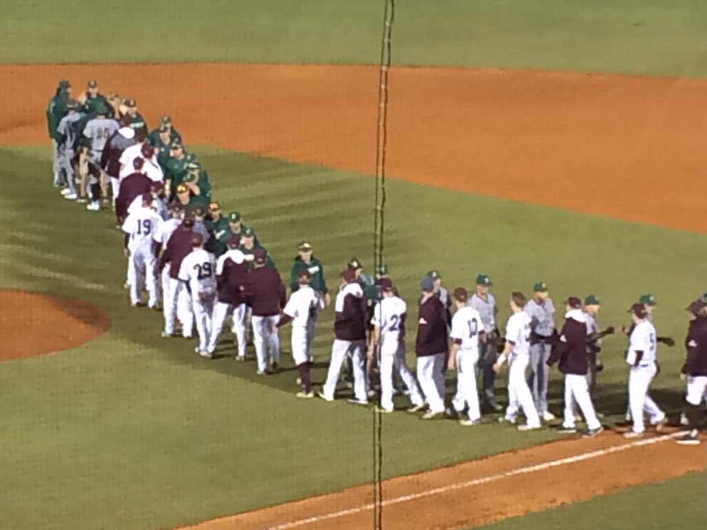 thebdpress's tweet photo. ⚾️⚾️⚾️GAME OVER. #19 ranked @msstate Bulldogs takes loss to @oursoutheastern Lions on Wednesday night in #Biloxi. Final score at MGM Park: 11-5. #bdpress #yourlocalpaper #newspaperslead https://t.co/IayRvY3rTy