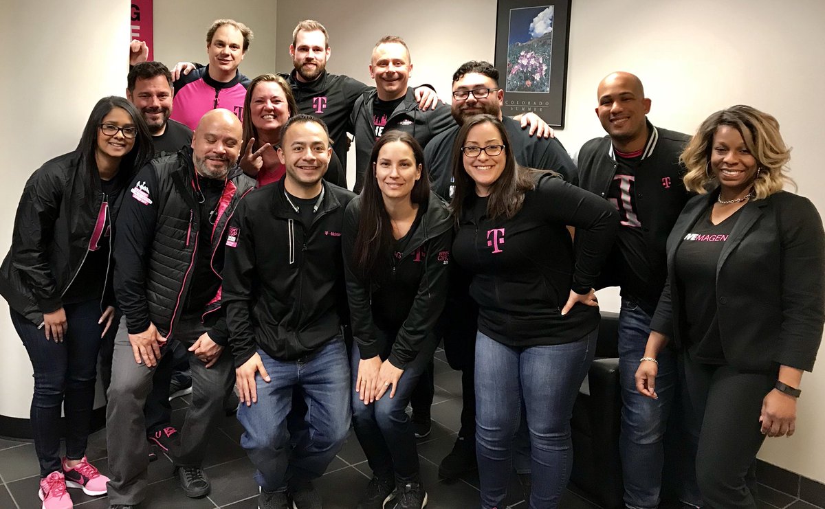 ReeseParkison's tweet photo. The 2nd day of #LDP2018 kickoff for the Northwest Area in #Denver. What an amazing group of leaders - #GonnaRock! #LeadershipDevelopment @richgarwood @JonFreier @BuddeGail @TraceyNielsen99 @AdrianVanHooser @arunramchan @LeslieJohn214 @amakatmoss @Mmeligro @Tim_State @Linds1227 https://t.co/Dc5eQLNECk