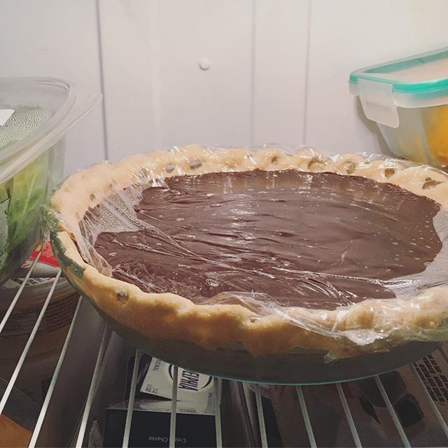 offendreaming's tweet photo. Opened fridge door. Saw pie. Got distracted. What was I doing in here again? Oh ya. Yogurt. Sigh.
#notmypie https://t.co/MbTbMNrkcM https://t.co/PMbOzmhbTy