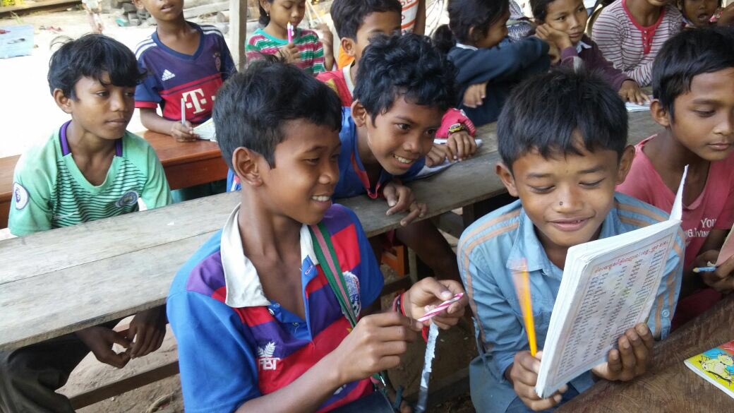 vaneklem's tweet photo. If you bring them hope, they will give you back smile and the world become beautiful. @VisionTrust #VisionTrust https://t.co/q9NfjZYZnW