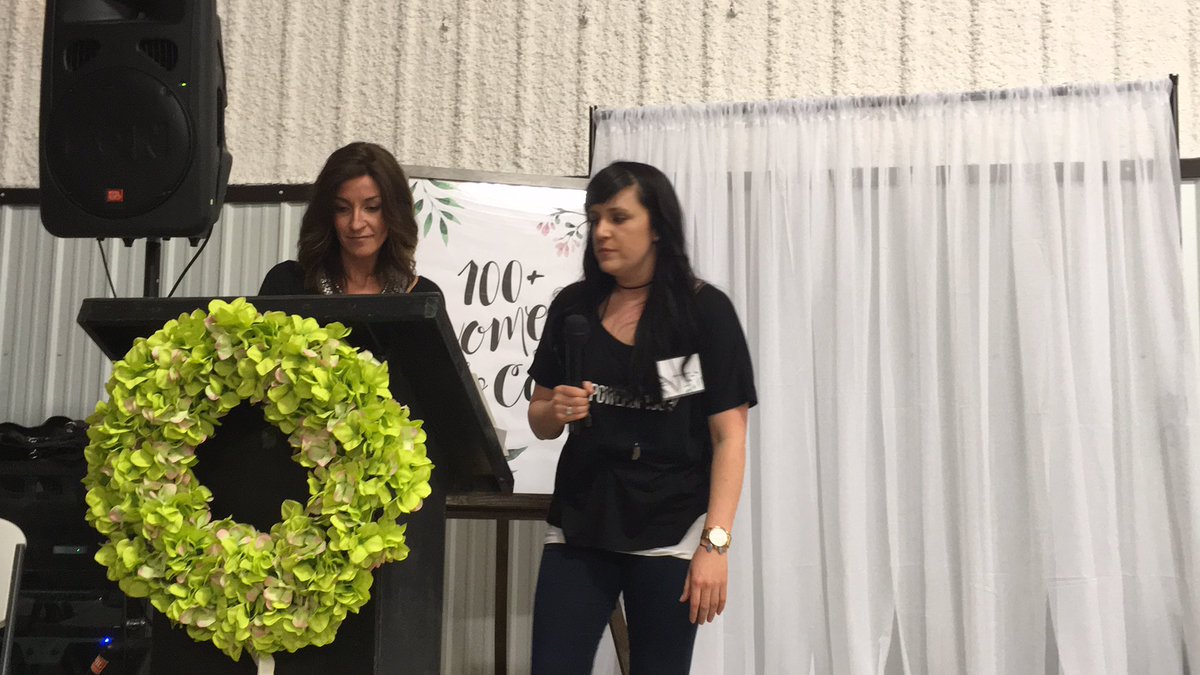 100WomenLloyd's tweet photo. Our First Ever Awards Night Lloydminster ❤️#ThePowerof100 #unforgettable https://t.co/nkWPlibp9s