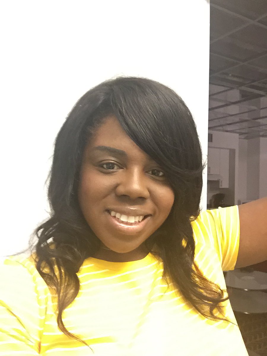 JeanniceLouine_'s tweet image. Smiling because I have no reason to frown! Everything the Lord have for me will be mine! #TrustingHim