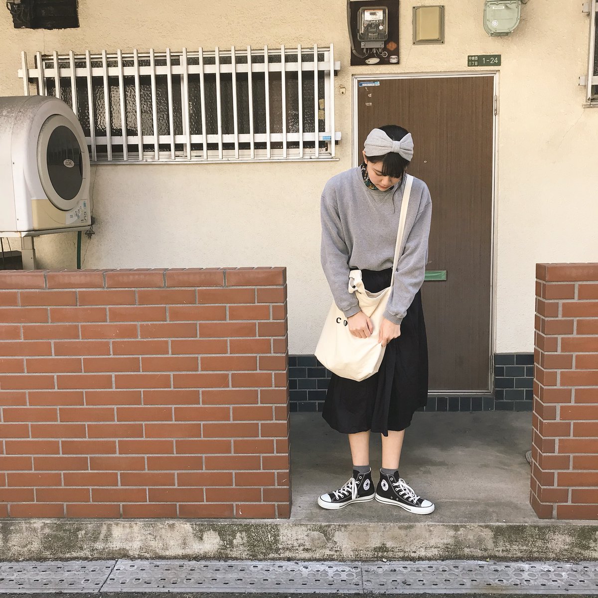 clothes_house's tweet photo. 03.13(Tue)
撮りたかったSPIA前で写真とれた https://t.co/SR1GbrY15u