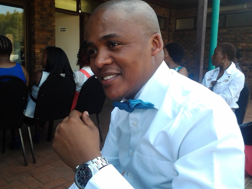 stevla_official's tweet photo. It’s my birthday 🎁 today guys...🎁🍾👏🎉🎂@danielmarven @JustKholii_ https://t.co/s72FzTBodv