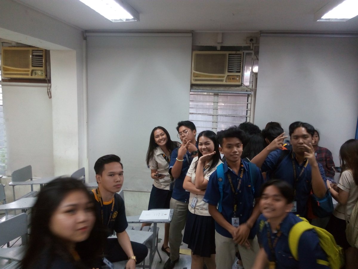 MarkEmss's tweet photo. Salamat sa SOLIDNESS ng saya at section natin STEM F mamimiss ko kayo sobra sobra sana magkitakita pa rin tayo,salamat at pinaramadam nyo sa akin na hindi ako nagiisa lagi,sa mga kasiyahan na naiidulot nyo sa section natin
#stemf
#solidsection https://t.co/HVpzU8gQNl
