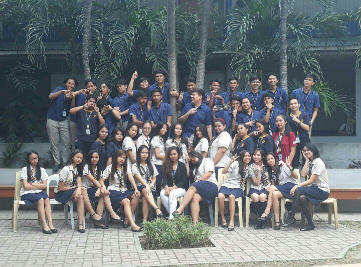 MarkEmss's tweet photo. Salamat sa SOLIDNESS ng saya at section natin STEM F mamimiss ko kayo sobra sobra sana magkitakita pa rin tayo,salamat at pinaramadam nyo sa akin na hindi ako nagiisa lagi,sa mga kasiyahan na naiidulot nyo sa section natin
#stemf
#solidsection https://t.co/HVpzU8gQNl