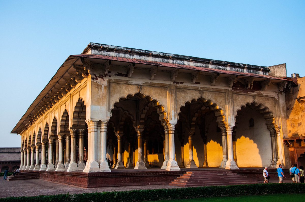 kk_kksharma's tweet image. Experience things of beautiful #TajMahal with perfect agra tours. You will reach agra by highest speed train of India. 
#ThursdayThoughts #travelling #travelgram 
Visit - perfectagratours.com/same-day-agra-…