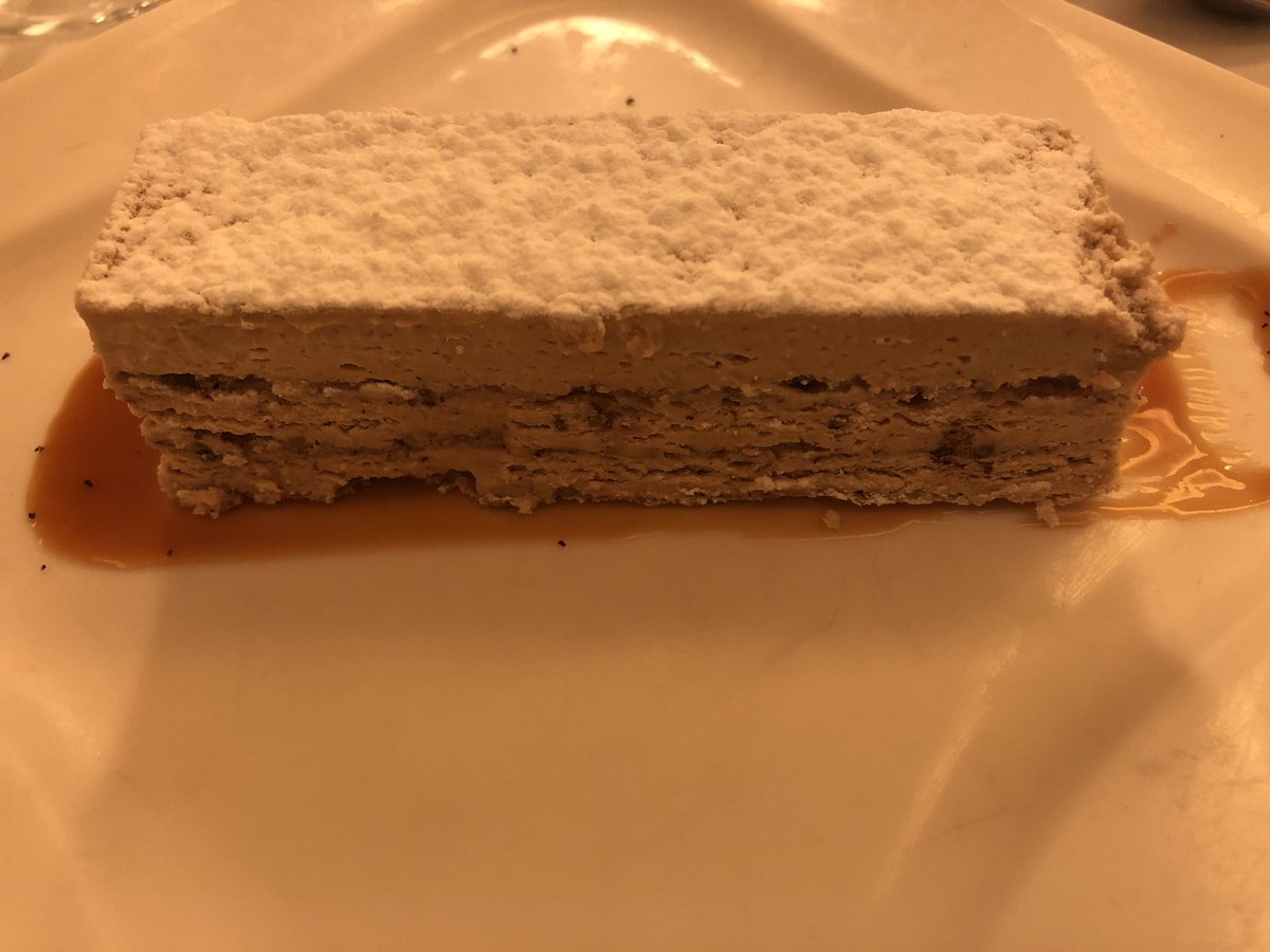 MagueloneP31's tweet photo. Le #Capoul #Restaurant #Toulouse s'approvisionne au @MinToulouse #ProduitsenOccitanie #Produitssurson31 # RV primeurs ! Les équipes de @marchederungis re (découvre) le #cassoulet, le vrai ! https://t.co/MA04Le1j3U