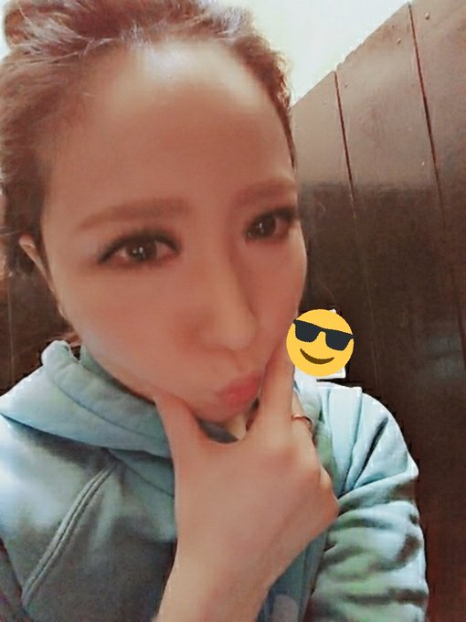 春パーカーToday🌸🌸 https://t.co/IO4xYVdp35<a href="/tag/%E3%81%AB%E3%82%83%E3%82%93%E3%81%AB%E3%82%83%E3%82%93%E3%81%AB%E3%82%83%E3%82%93"class="tags"><span>#にゃんにゃんにゃん</span></a>