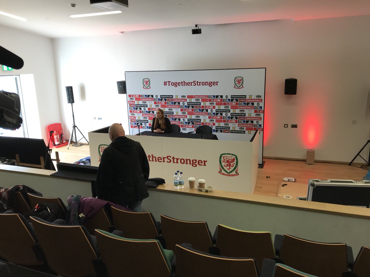 IOTPBlog's tweet image. Ross is at the @FAWales Ryan Giggs presser today reporting for @MadeInCardiffTV, stay tuned for updates.