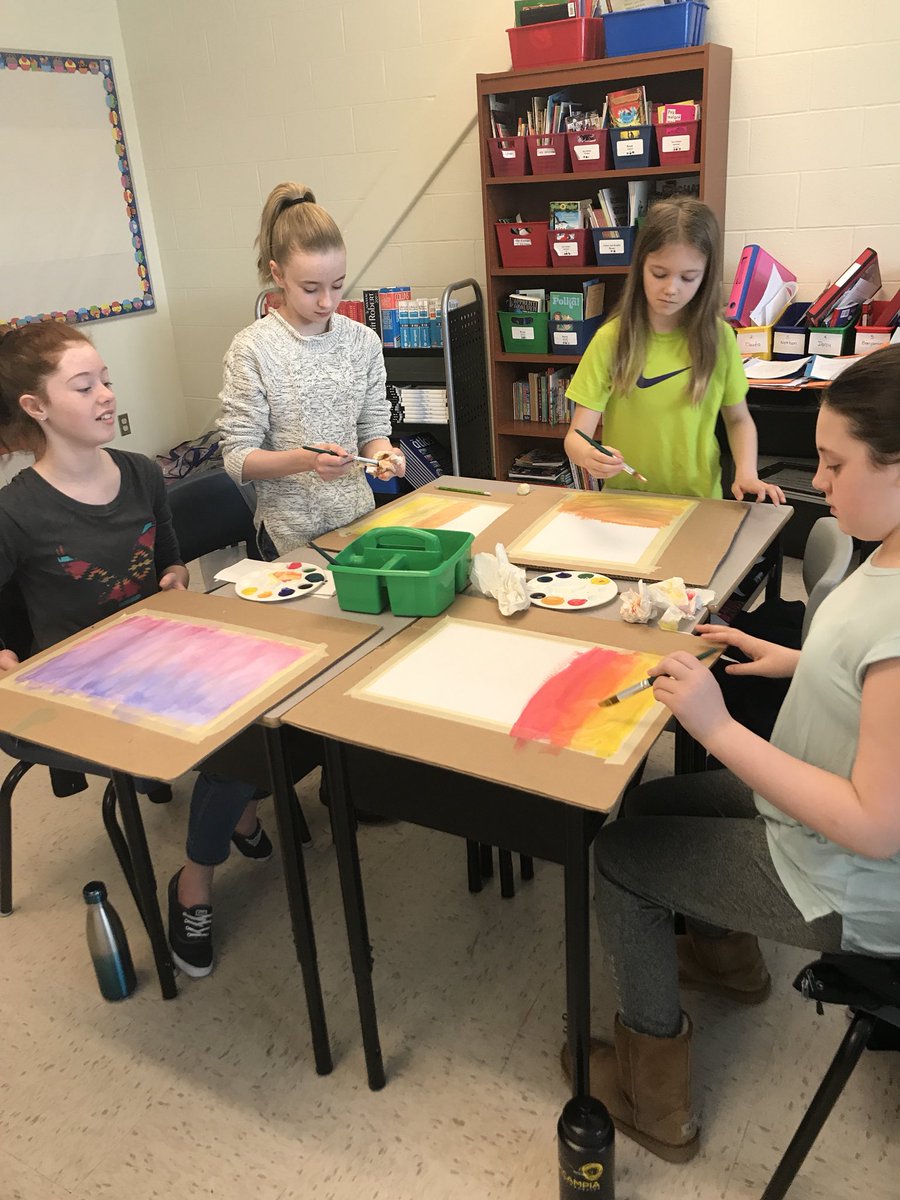 MmeMatchim's tweet photo. Beautiful art work happing in Grade 6 French @MmeMatchim’s class @OctagonPond @NLESDCA stay tuned for the final product 👩‍🎨🎨 https://t.co/G2r0YNSwEo