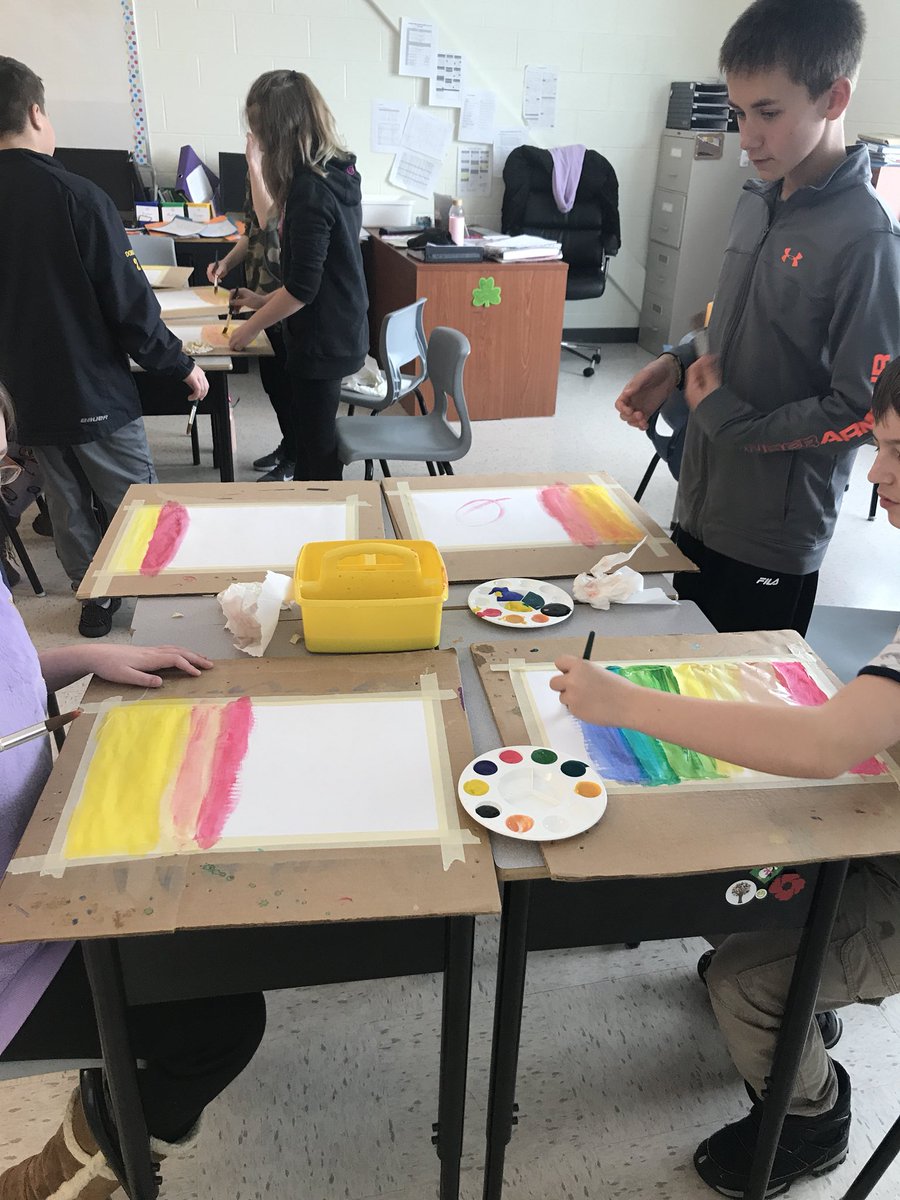 MmeMatchim's tweet photo. Beautiful art work happing in Grade 6 French @MmeMatchim’s class @OctagonPond @NLESDCA stay tuned for the final product 👩‍🎨🎨 https://t.co/G2r0YNSwEo