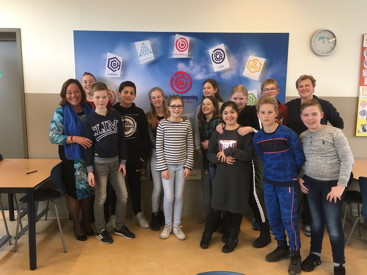 Vanmorgen een gastles mogen geven op de <a href="/leeronderneming/">De LeerOnderneming</a>  wat een leuke klas. Allerlei vragen beantwoord over debatteren. Super om te mogen doen!