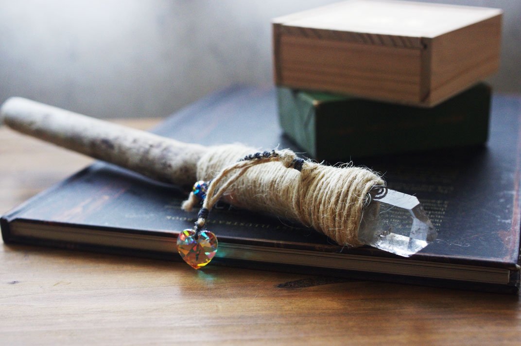 猫が喜ぶ光の魔法が使える杖が素敵すぎて欲しい人がいっぱい めっちゃ真似したい Togetter