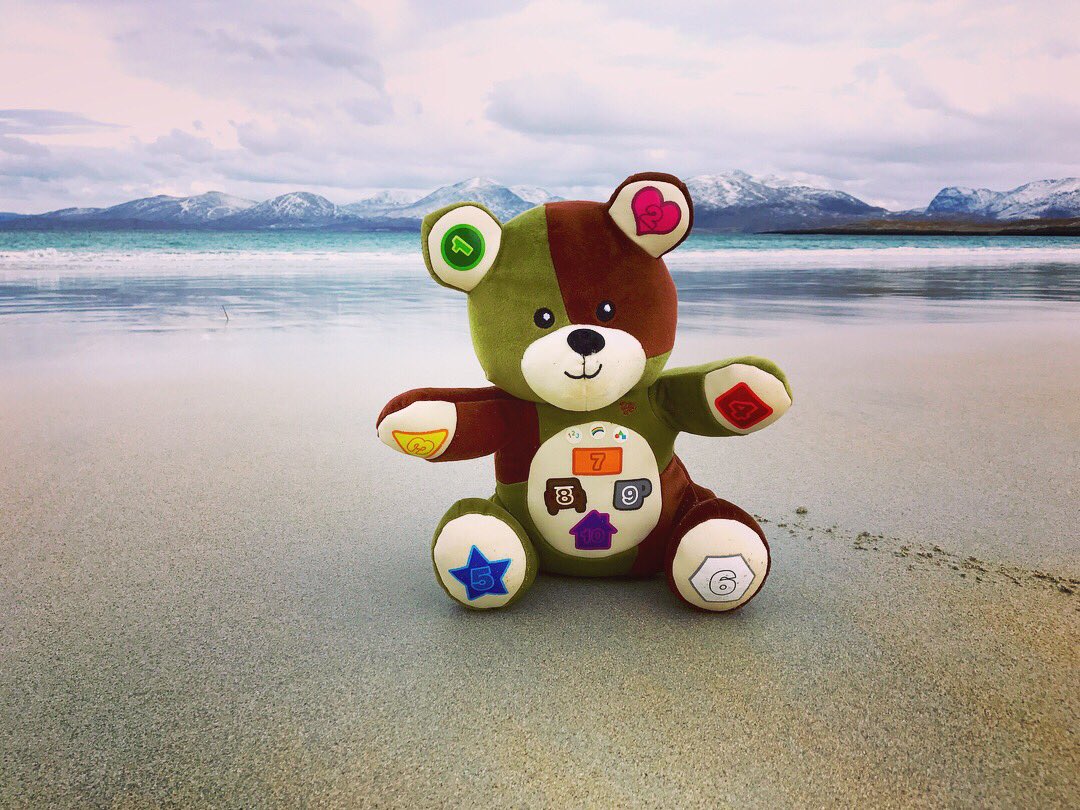 AcairBooks's tweet photo. Chaidh Bàbòg sìos dhan an tràigh!
-
Bàbòg went to the beach!
#acair #acairbooks #scotland #alba #bàbòg #harris #nahearadh #isleofharris #luskentyre #luskentyrebeach #outerhebrides #westernisles #visitscotland #visitouterhebrides #ohouterhebrides https://t.co/5wuUDt3b8r