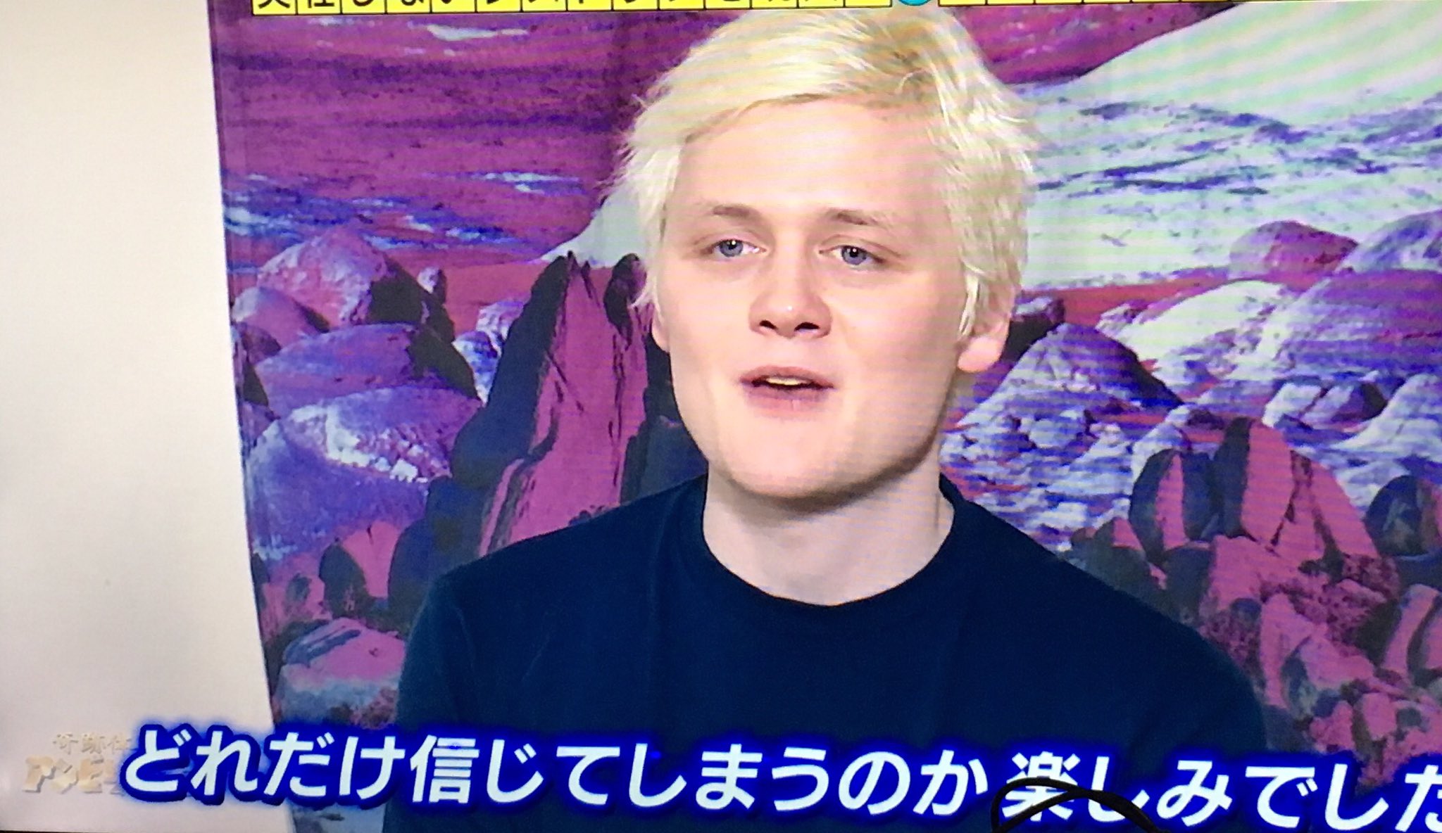 みゆくま Twitterissa バトラーさん見て誰かに似てるなぁ見た事あるなぁと思ったらバイオ リベレーションズ の登場人物レイモンド様にどことなく似ている 輪郭 雰囲気 とにかく赤髪にしてほしい W アンビリーバボー バイオハザード