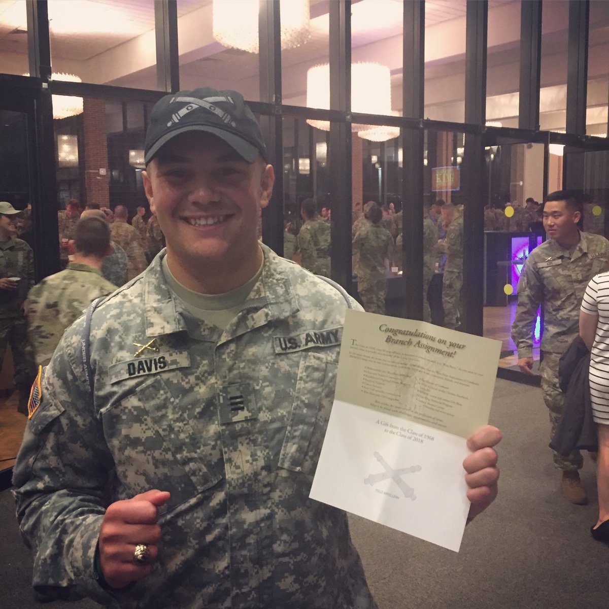 bxtraining's tweet photo. #tbt @DannyDavis40 @WestPoint_USMA class of 2018!!!! https://t.co/atk80WD7mG