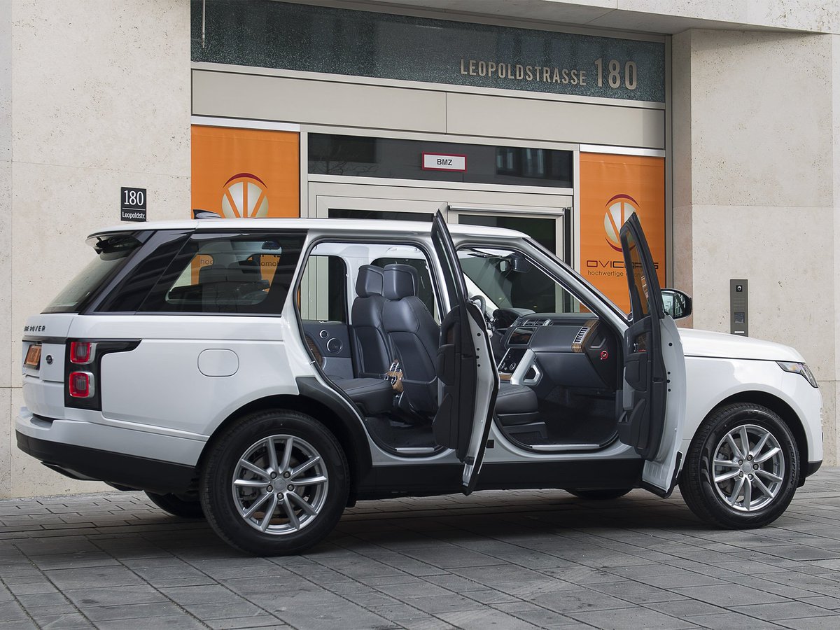 OVICARS1's tweet photo. RANGE ROVER HSE 3.0l TDV6 NEW! MY 2018!
in STOCK!
https://t.co/xaT0nwendK https://t.co/XzFwYnaAum