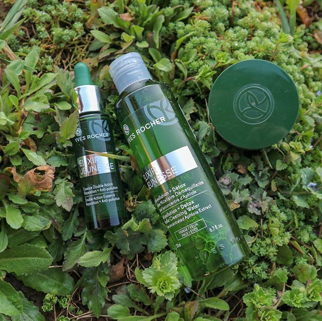 TalposRomina's tweet photo. Pe blogul meu va asteapta un review la aceste produse din gama Elixir Jeunesse de la @yvesrocherro
Link-ul il gasiti in descriere.
#yvesrocher #elixirjeunesse #ser #yvesrocherromania #yvesrocherro #beauty #bbloggers #lbloggers #bvlogger #lvlogger #lifes… https://t.co/lrHzf1owqf https://t.co/vNseNAa0Co