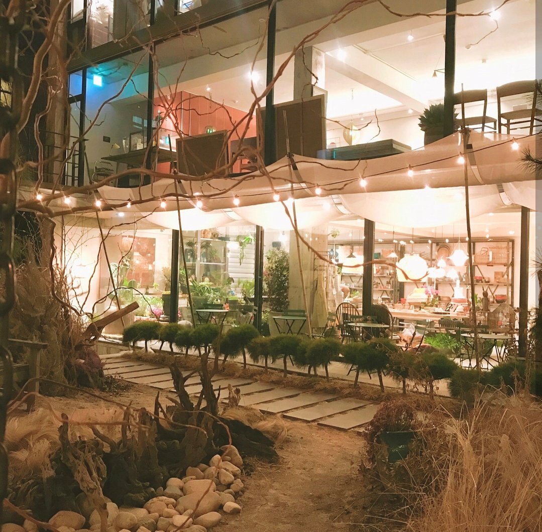 180315 Lee Suji (Halla) 
: With Jane กับแจอิน
:Taken by Chun Jane 
รูปโดยน้องชอน(แจอิน) 

#이수지 #천재인 
#UNI_T #TheArk