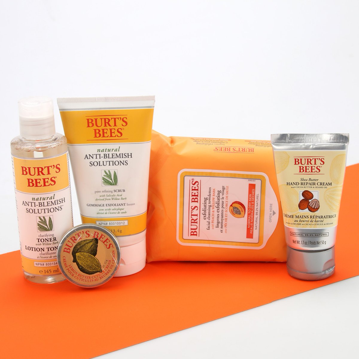 FragranceDirect's tweet photo. RT and FOLLOW to WIN!  Burt's Bees is one of favourite brands here at Fragrance Direct. They have so many gorgeous, natural skincare products. Today we wanted to give one lucky winner this amazing bundle of products to try! https://t.co/jC7rfIT2hB