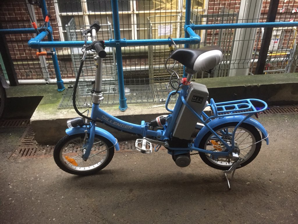 Triciahandley's tweet photo. All you cyclists and non cyclists look at this fab thing in bikeshed @WhippsCrossHosp #diversity #inclusion #wellbeing #cyclists #ebike #lessSickdays @clairedavis45 @ClaireDow1 @timrbuck @NHSBartsHealth https://t.co/c1IDGYncft