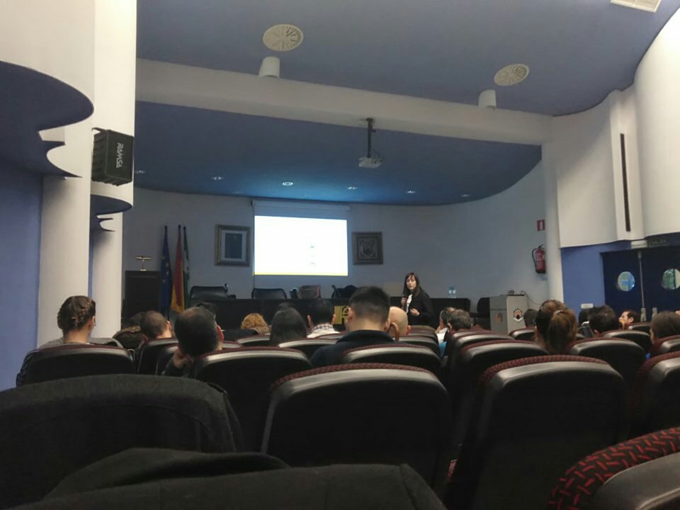 MeelyNeeba's tweet photo. Hoy un tema interesante: las redes sociales. Empezamos #ActivateGoogle #ActivateCordoba #GoogleActivate #MarketingDigital https://t.co/N1a2V2htyx