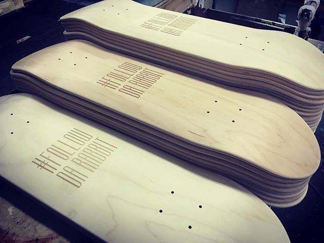 ArkaicConcept's tweet photo. Sweatty production for custom skate art and street art With @hiya.fr #skateart #laser #hardmapple #madeinfrance #streetart #hiya #handcrafted #limitededition #highquality #beautiful #arkaicconcept https://t.co/f5Qdpz8XPo #arkaicconcept https://t.co/QVtvU2J6Du