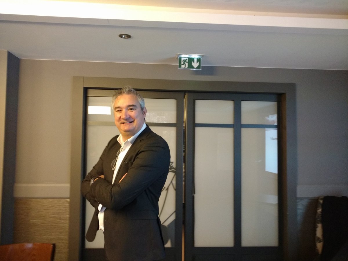 #adeccofranchecomté première réunion avec nos DA pilotée par notre nouveau DZ <a href="/patrice_giraudo/">GIRAUDO Patrice</a> <a href="/shampartzoumian/">S. Hampartzoumian</a>