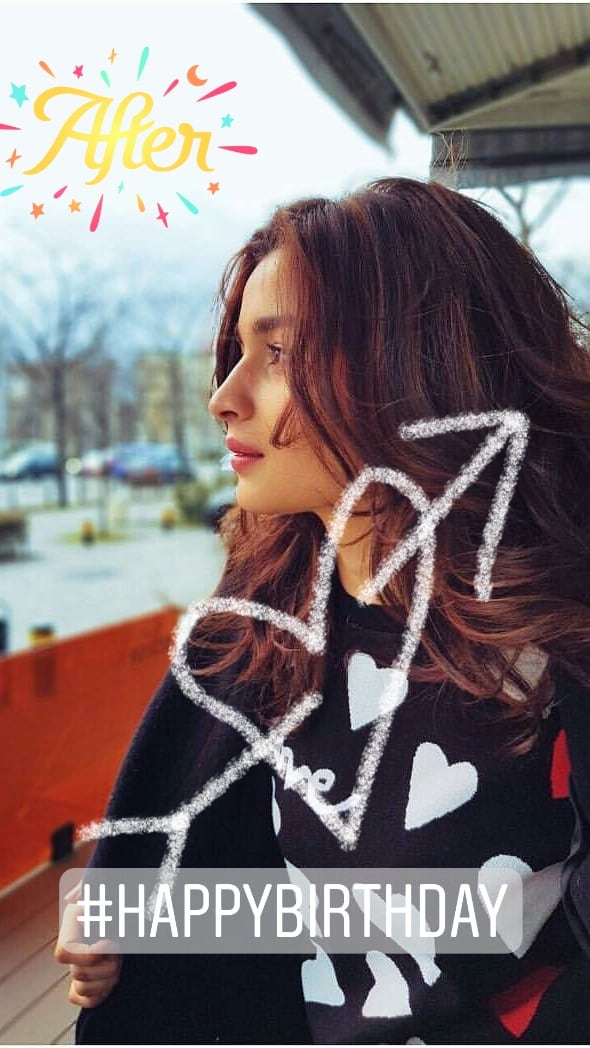 ImVkohliInd's tweet photo. #HappyBirthdayAliaBhatt @aliaa08 😍😍 https://t.co/hjaZKrEPtd