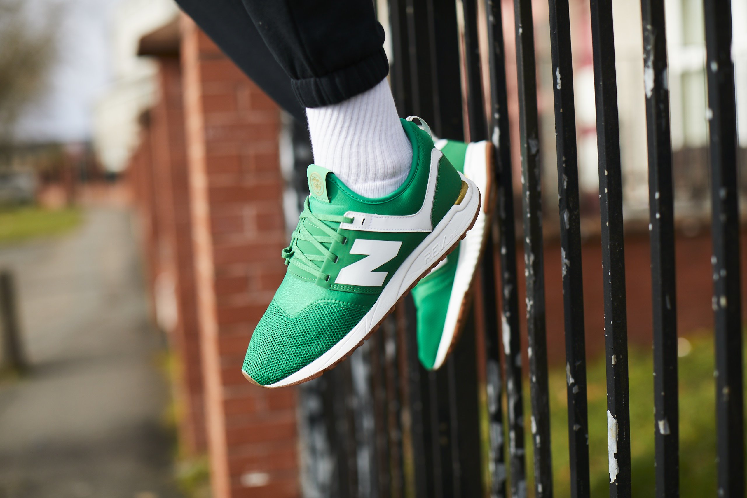 Nb celtic trainers best sale