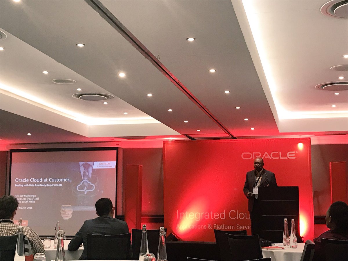 Migs1406's tweet photo. Excited about @oracle #CloudAtCustomer offering that gives a complete public #Cloud experience delivered in your #Datacentre, behind your firewall 😎 ~ @ItayiMandonga showcasing this at the @Oracle_Africa #DigitalInnovation event https://t.co/nim4CHdKiA