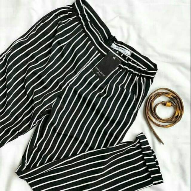mbiify_shop's tweet photo. Saya menjual ZARA BASIC S... seharga Rp100.000. Dapatkan produk ini hanya di Shopee! https://t.co/zkN7lCSrCF #ShopeeID https://t.co/nst8dWwEEY