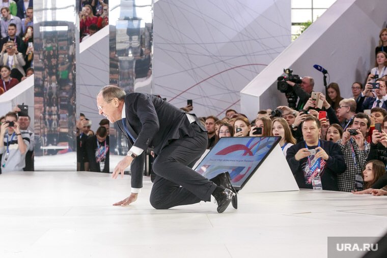 "Россия должна отойти в сторону и заткнуться", - глава Минобороны Британии - Цензор.НЕТ 1319