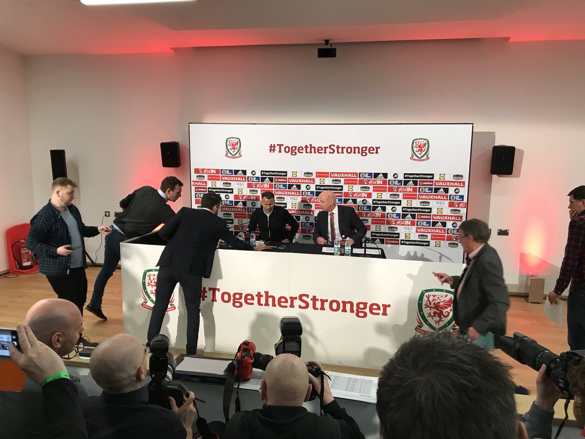 IOTPBlog's tweet image. The man himself has arrived @FAWales #GiggsPresser