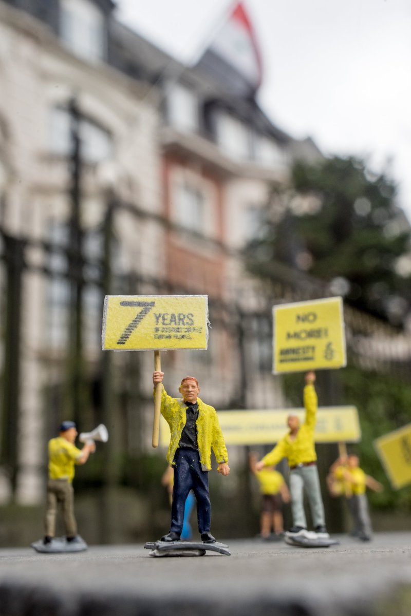 amnestyvl's tweet photo. Tiny protest against massive injustice in front of Syrian Embassy in Brussels. On the 7th anniversary of the Syrian conflict we demand protection of civilians and justice for #Syria #tinybutloud https://t.co/P8DBvJzvBY