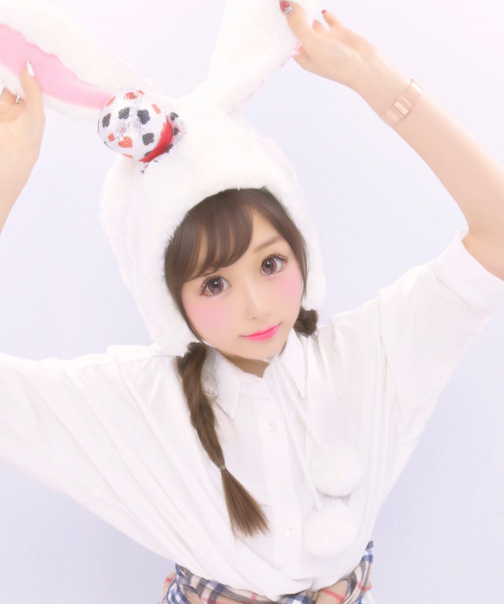 uranishihikaru's tweet photo. うさぎを被りたかったって理由で今までしてこなかったピンプリ🐰！

自分では使い道ないからフォローとリツイートでお手紙付きでプレゼント2名🎁よかったらどこかに貼ってあげてください🐒🐒 https://t.co/cJhJ9edG5w