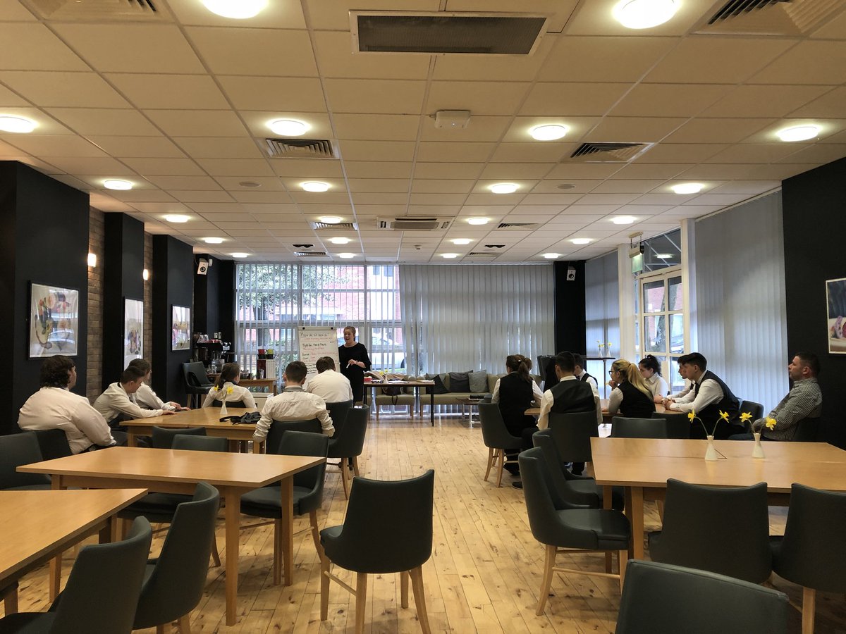 jarvisa25's tweet image. @Emjones19x @HafodCambria #briefing #readyforservice #letsdothis #assessment 😊😊😊 @colegcambria