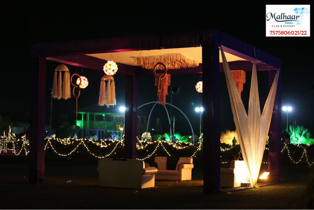 CityShor's tweet photo. Go for The Perfect Destination Wedding at Malhaar Exotica!
https://t.co/49MTJSYkwv
#TravelPlace #Tourism #Resorts #WeekendGetaway #Clubhouse #IndoorGames #Swimmingpool #Farmhouses #BanquetHall #Lawns #wedding #sangeet #reception #vacationhomes #MalhaarExotica #CityShorAhmedabad https://t.co/66E8dSVFpF