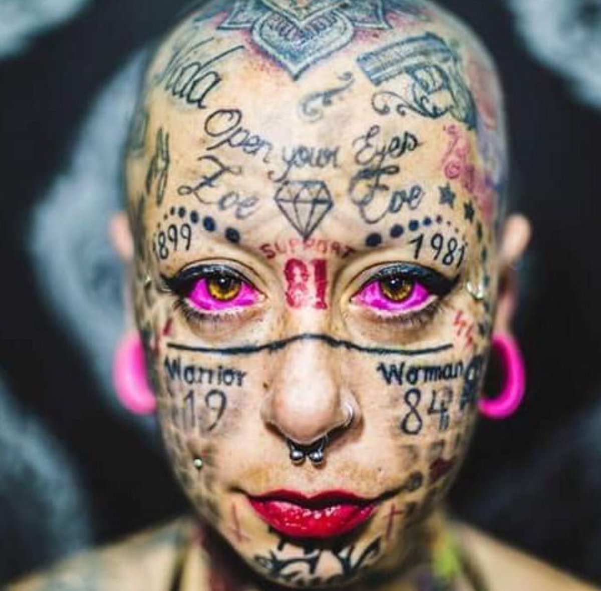 Tattoostylemol1's tweet photo. Hoy en Tattoo Style Mollet, a partir de las 18:00h,estará en nuestro estudio Lydia Reyes, la mujer más tatuada de Europa
Viçents Plantada,1,08100, Mollet del vallés
#art #classictattoo #tattooart #ink #tattooartist #tattoo #inkedmag  #tatuaje #oldschool #oldschooltattoo #altwear https://t.co/Fsqu6vPUZk