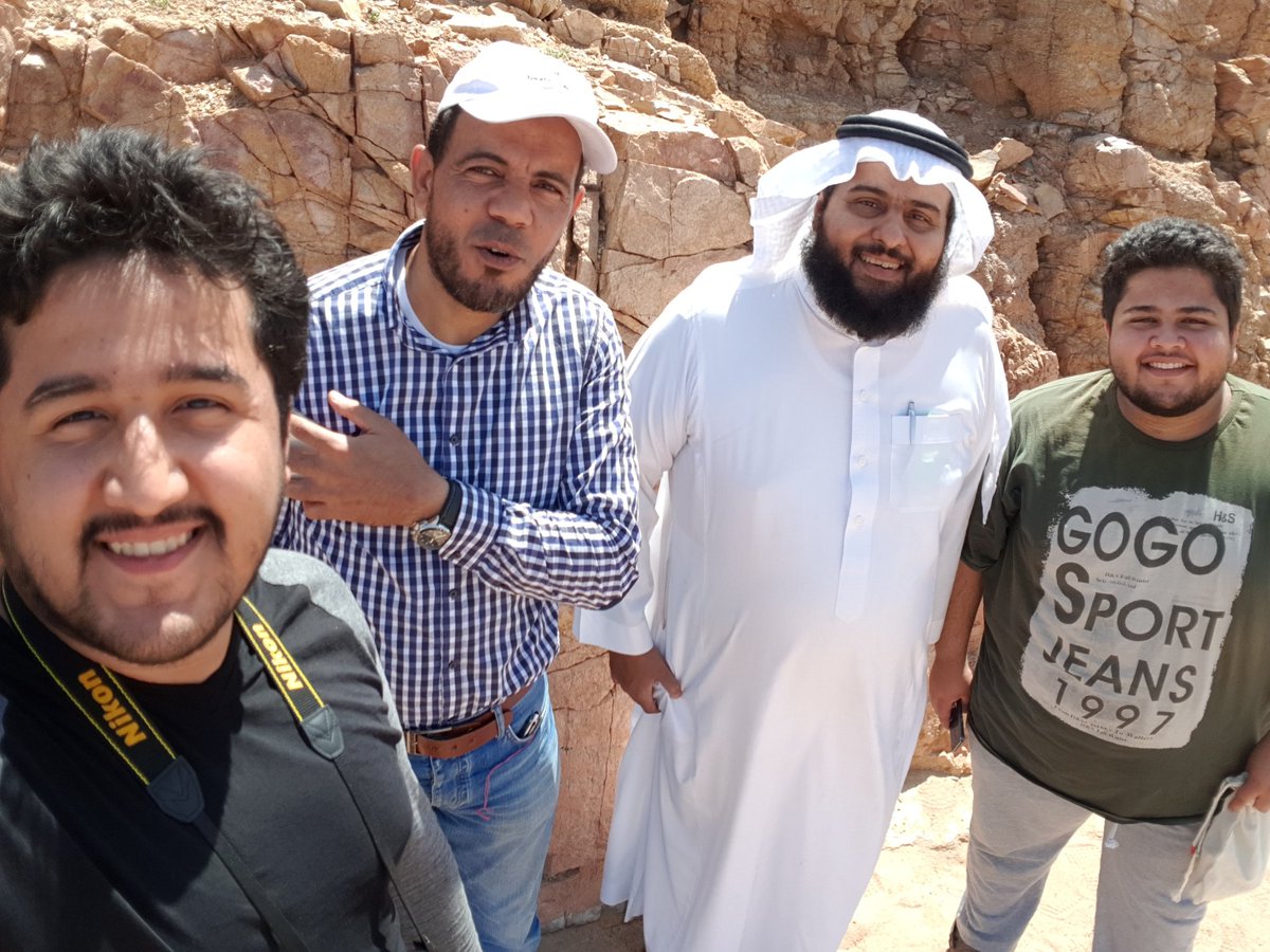 HAMOOZY7's tweet photo. #يحدث_الان
#مشاريع_التخرج
#المدينة_المنورة
#جامعة_طيبة
@taibahu 
@PresidentTU 
@tu_science 
@szalamri https://t.co/WdYl0xAIk2