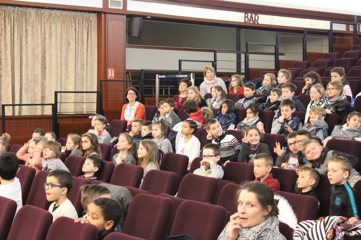 xgauchard's tweet image. #SemaineDesMaths  @acCaen 
Merci à  la @Cite_de_la_Mer d'accueillir les conférences d'élèves de la maternelle au lycée !
Bravo aux élèves et aux enseignants pour ces belles représentations
Des problèmes pour #modéliser #représenter #raisonner et #communiquer
@CherbourgEnCot