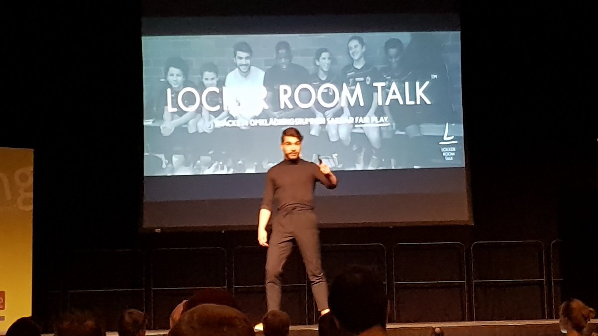 KumMilla's tweet photo. Föreläsning för år 8 på Åhaga #lockerroomtalk #sandgärdskolan https://t.co/sCwP5Jdmc2